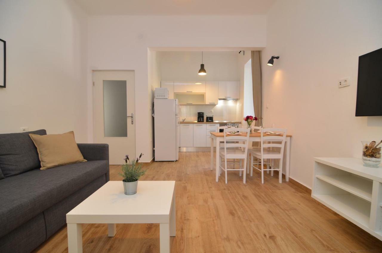 Apartment Zara Sun Экстерьер фото